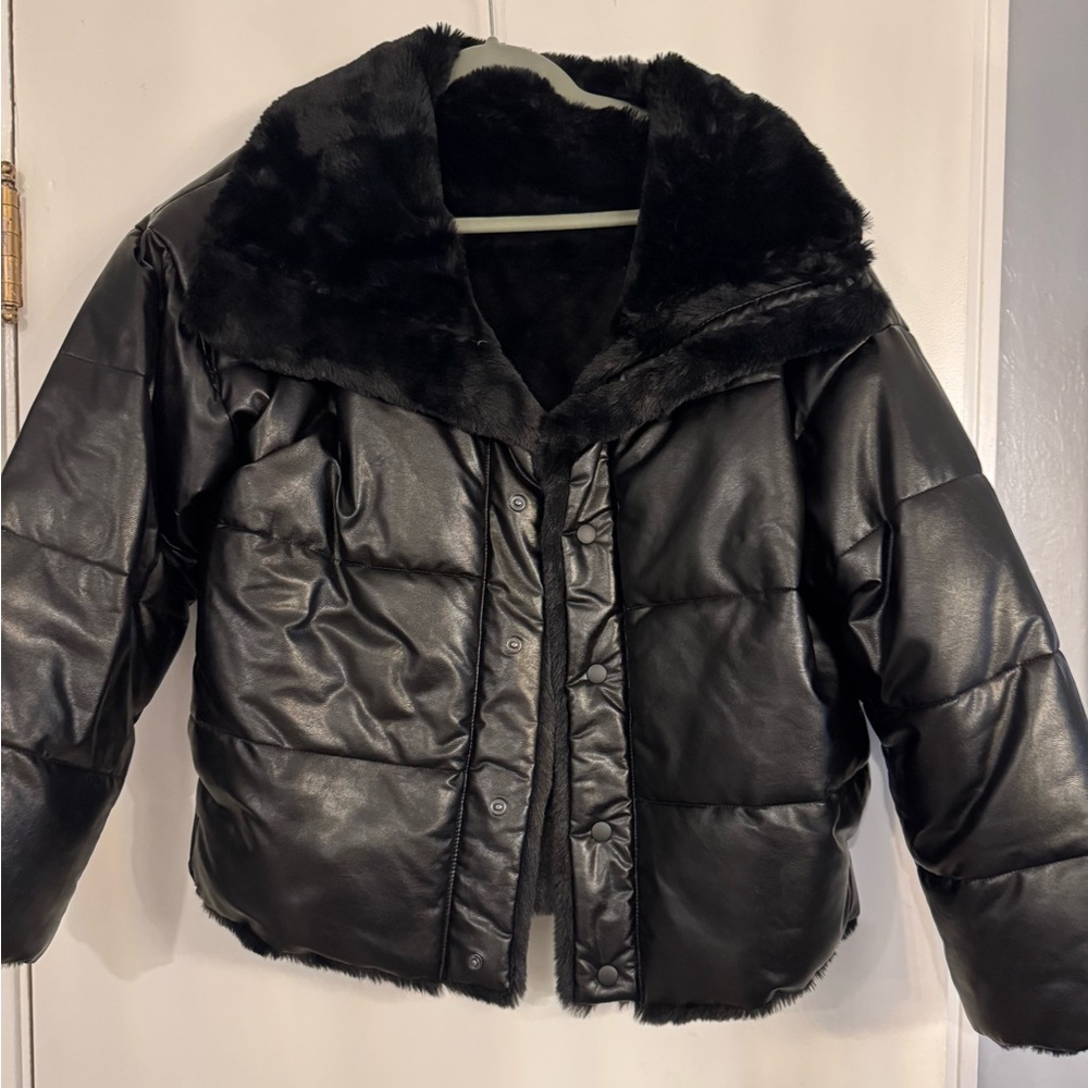 Women's Black Faux Fur Collar Jacket